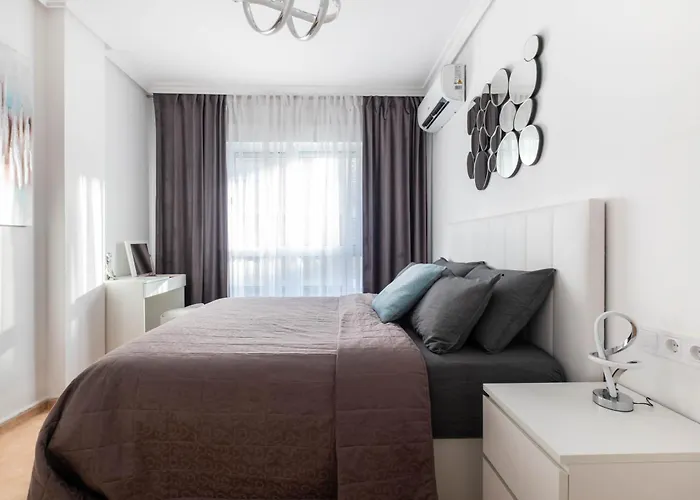 Cura Mar 2br Exterior 1ba 150m To The Cura *