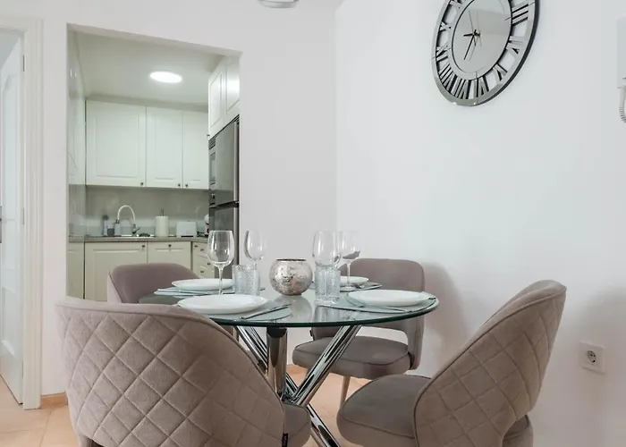 Cura Mar 2br Exterior 1ba 150m To The Cura Appartement *